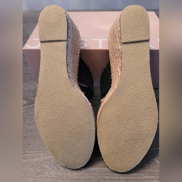 NWOT Just Fab Cute for You Slip-on Wedge Size 10 - Picture 4 of 5